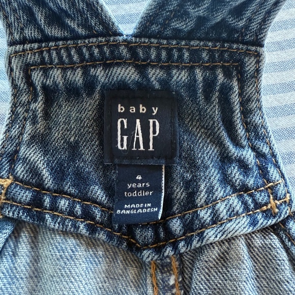 💙🩵GAP Two Toned Overall Denim Dress 💙🩵 - Picture 5 of 6